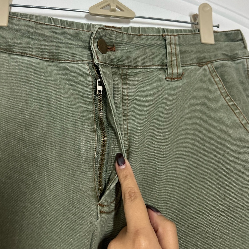 Young Fabulous & Broke YFB Workwear Green Wide Leg Pants Size Medium 90s utility - Picture 9 of 13